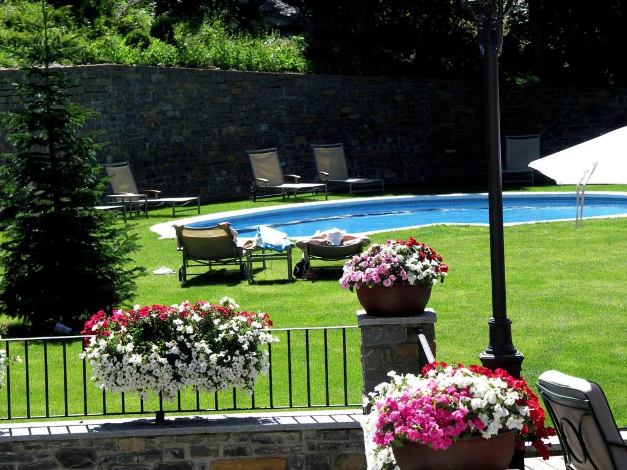 Melia De Tredos Hotel Exterior photo